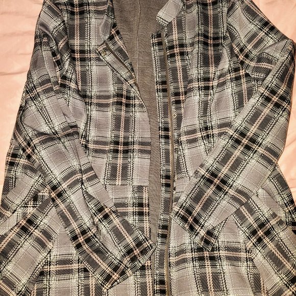 Jacket - Picture 3 of 4